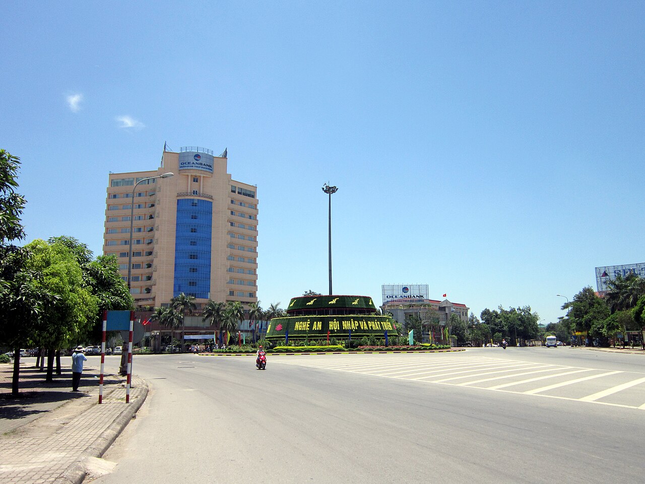 Vòng xoay Trường Thi, thành phố Vinh